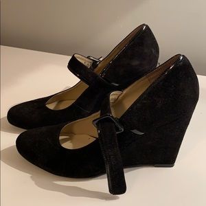 Nine West Black Suede Wedges